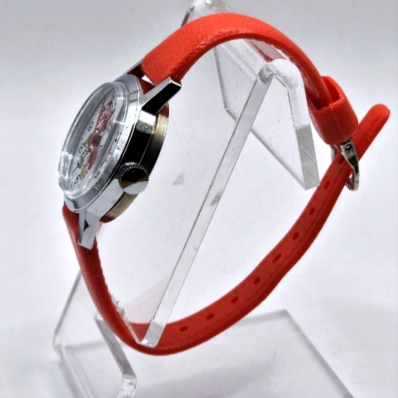 1980's Bradley Strawberry Shortcake Manually Wound Kids Wristwatch Non Running - Picture 4 of 10